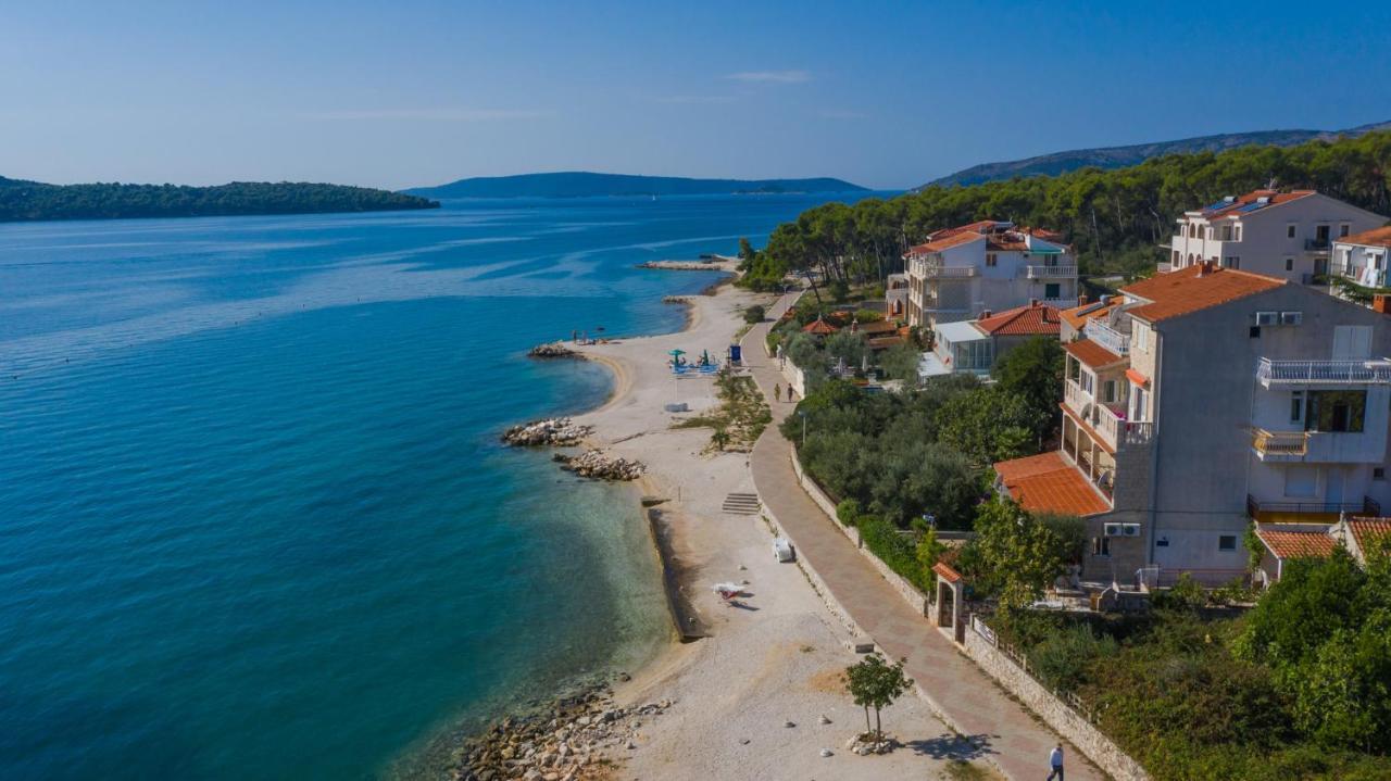 Apartments Marko Trogir Exterior photo